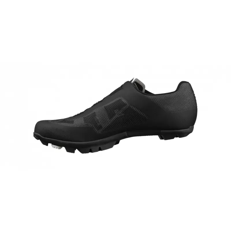 Fizik Vento Proxy Shoes in Black-1