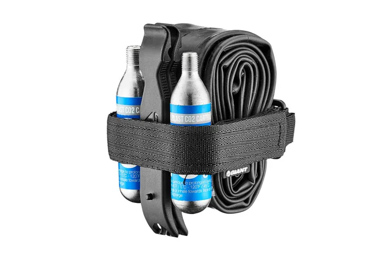 2020 Giant Tyre CO2 and Tyre Lever Clutch Strap in Black