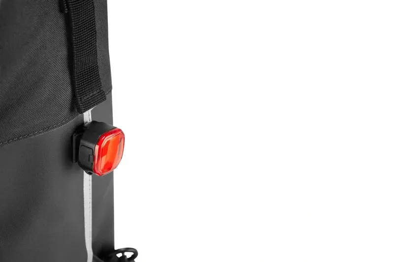 Giant Transporter Versa G-2 Pannier Bag in Black-7