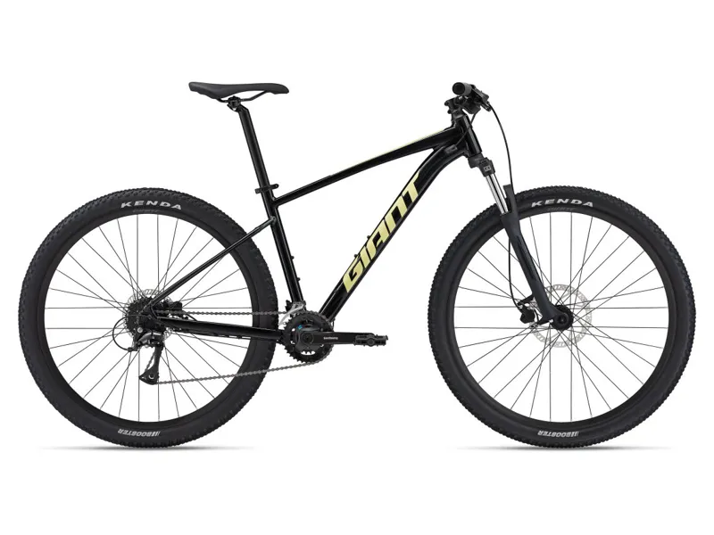 2024 Giant Talon 3 Mens Mountain Bike in Black