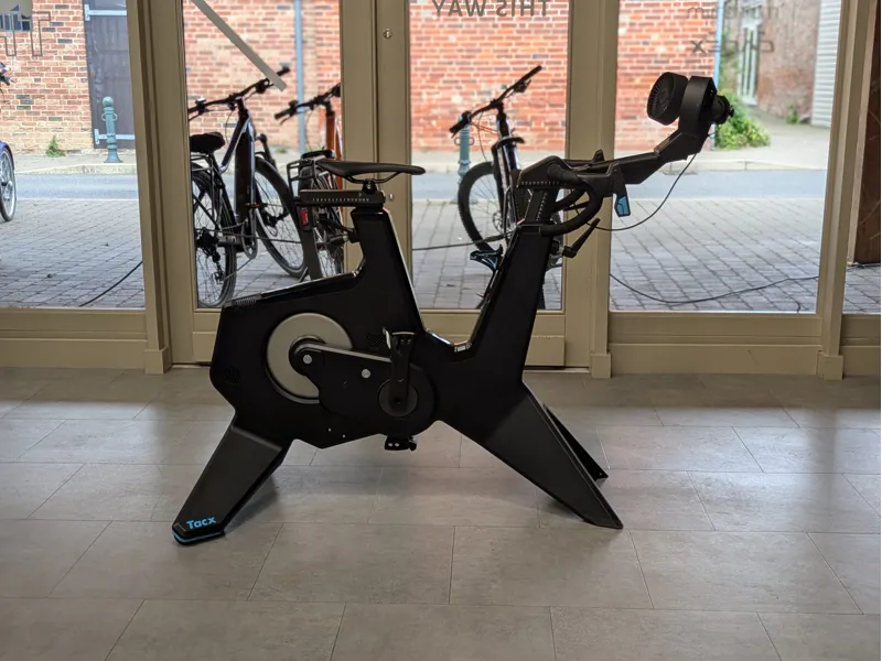 【美品】Tacx NEO Bike Smart タックス トレーニングバイク Garmin Tacx Neo Bike Plus Smart Trainer — Recovery For Athletes