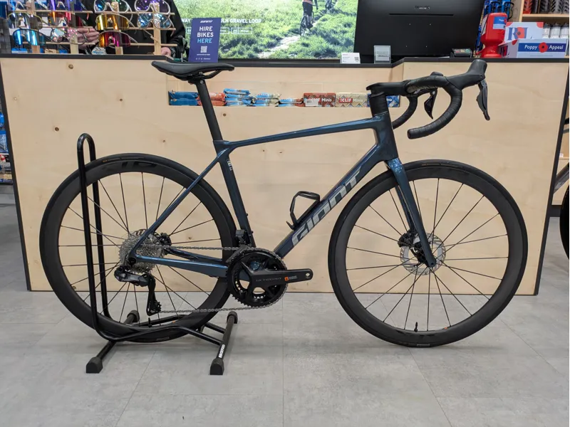 EX DEMO Giant TCR Advanced Pro 0 Di2 in Blue Twilight Medium