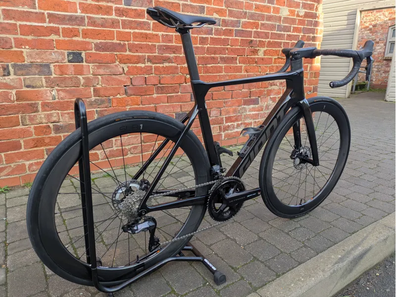 Ex Demo Custom Build Giant Propel Advanced Pro Build Carbon Black in Medium-2