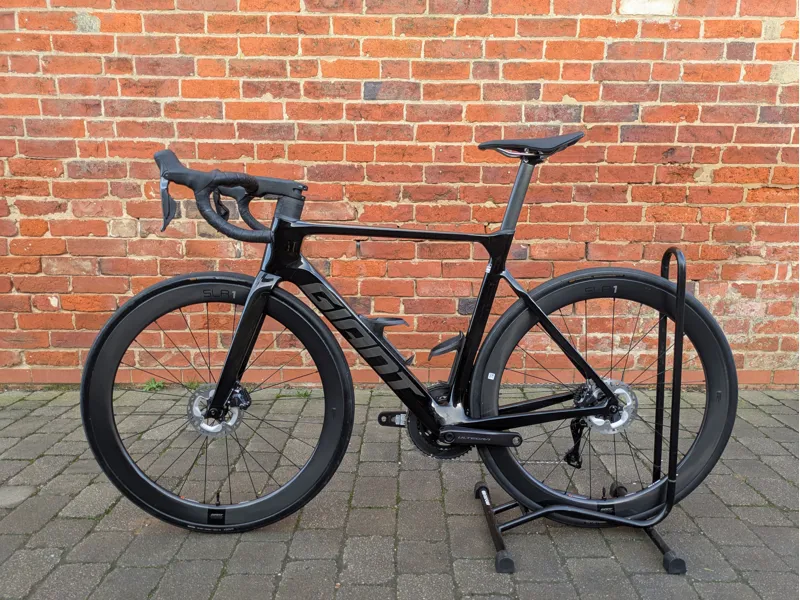 Ex Demo Custom Build Giant Propel Advanced Pro Build Carbon Black in Medium-3