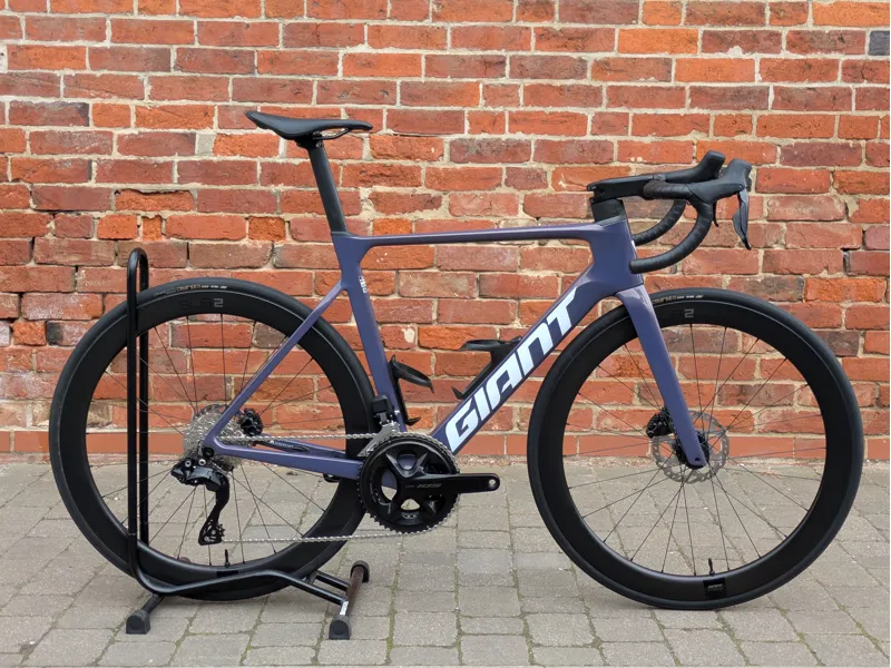 EX DEMO Giant Propel Advanced 1 Meteorite Mist in Medium