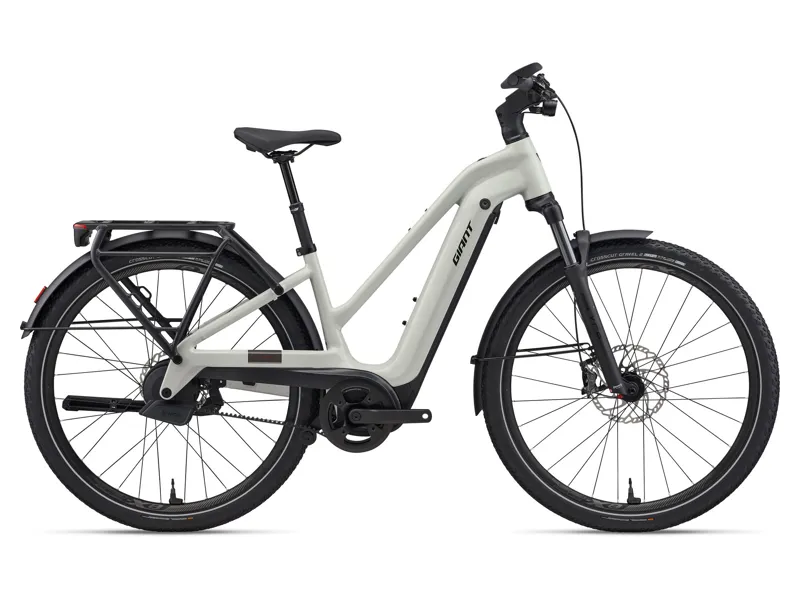 2026 Giant Explore E+ 0 Stagger Frame Electric Bike in Snow Drift