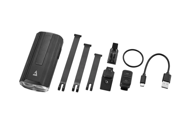 Giant Recon+ HL 2600 Front Light In Black-5