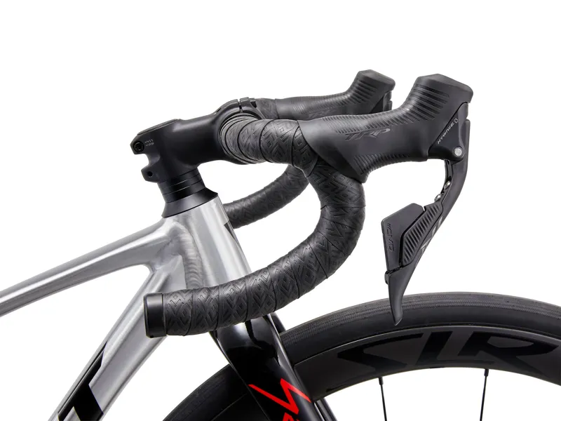 2026 Giant Seek 1 Kids Road Bike in Raw Aluminum-7