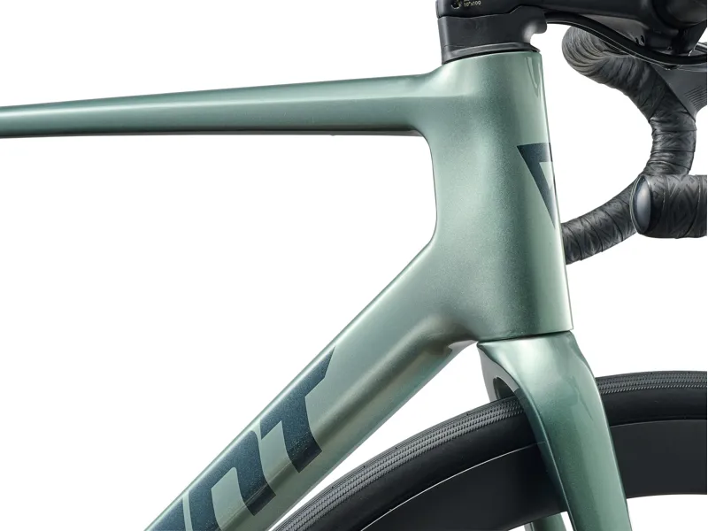 2026 Giant TCR Advanced 0 Men's Road Bike in Alpine Green-4
