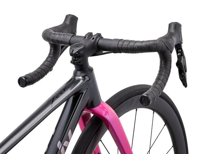 Showroom Liv Seek 1 Kids Road Bike in Black Chrome-3