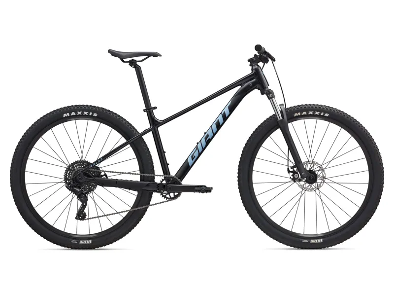2025 Giant Talon 4 27.5 Men's Mountain Bike in Black