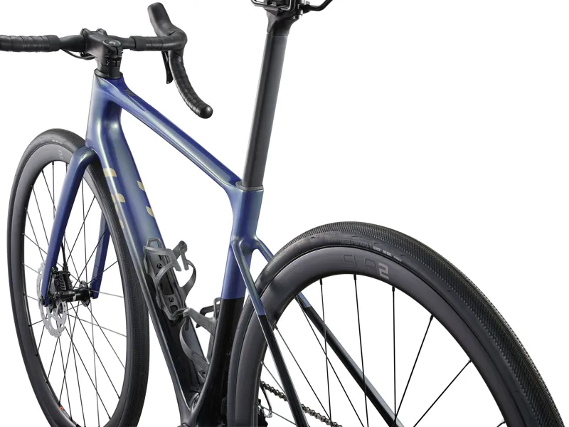 Ex Showroom Liv Avail Advanced 0 Small in Interstellar-5