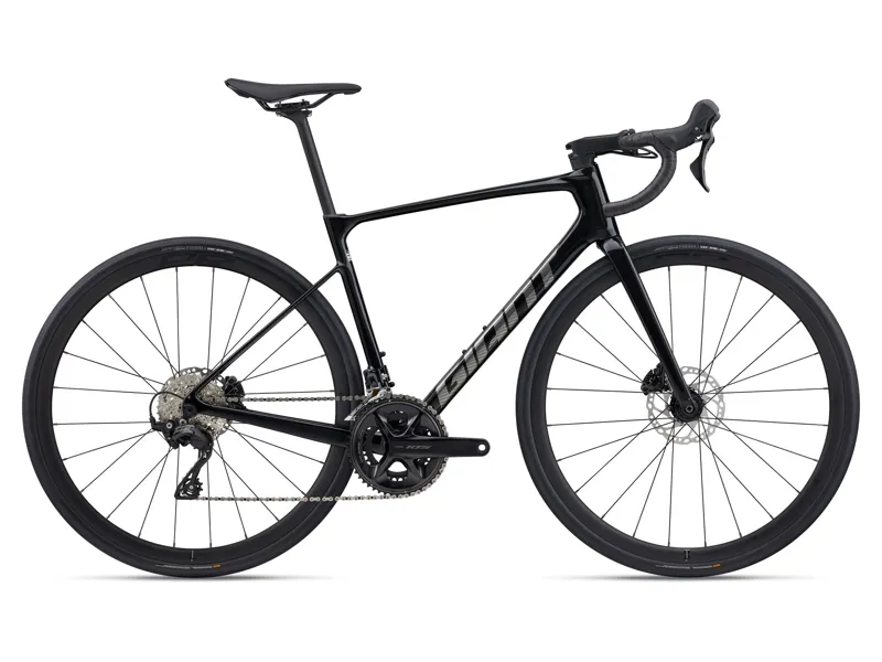 Showroom Giant Defy Advanced 2 Road Bike in Black Medium