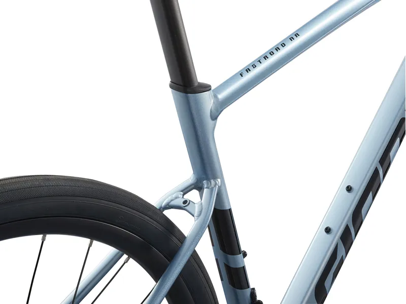 2026 Giant FastRoad AR 2 Hybrid Bike in Silver-3