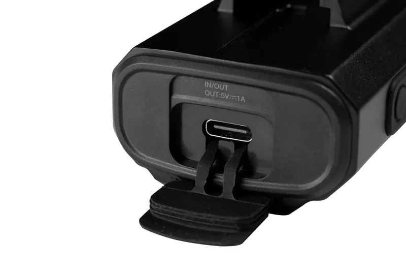 Giant Recon+ HL 1400 Front Light-1