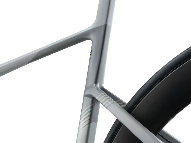 2027 Giant Propel Advanced SL 0 Dura Ace in Prism Pearl-5