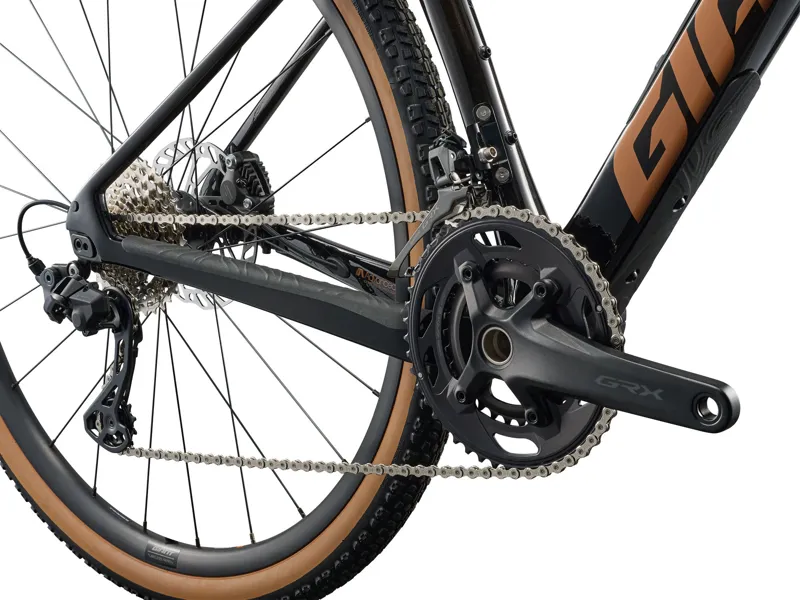 2026 Giant Revolt Advanced 2 in Carbon-4