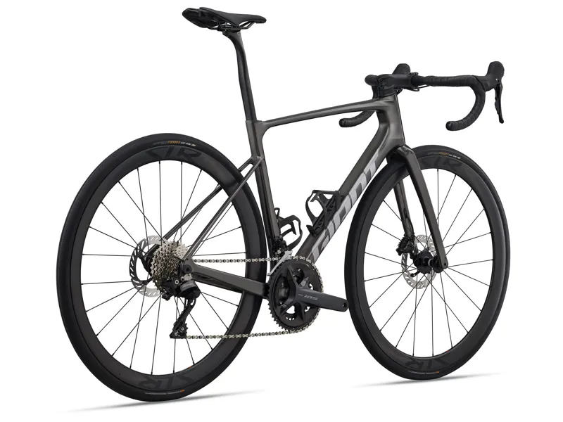 2026 Giant Defy Advanced Pro 2 Men's Road Bike in Stealth Chrome-1