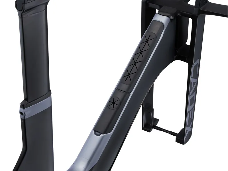 2025 Cadex Tri Frameset in Black Carbon-5