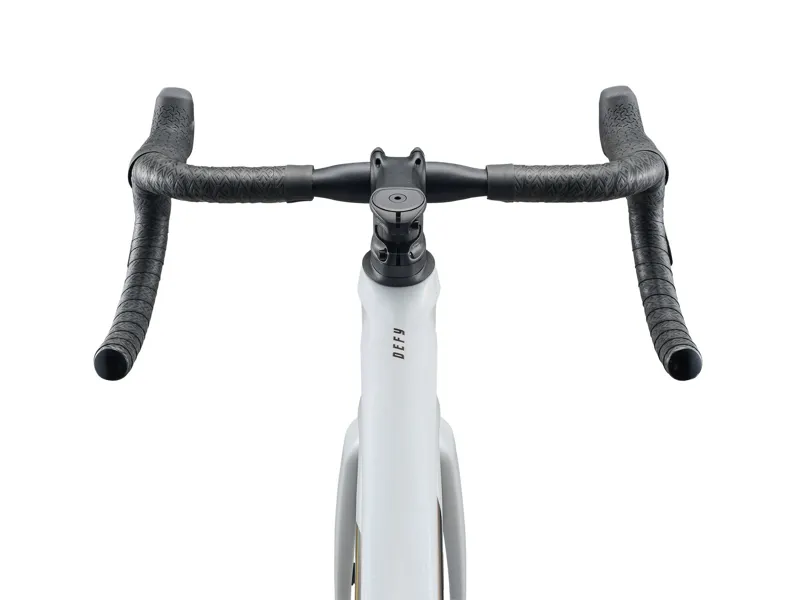 2026 Giant Defy Advanced Pro 1 Men's Road Bike in White-1
