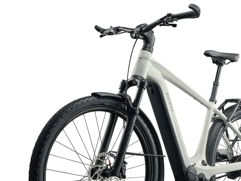 Showroom Giant Explore E+ 0 Electric Bike Snow Drift White in Large-2