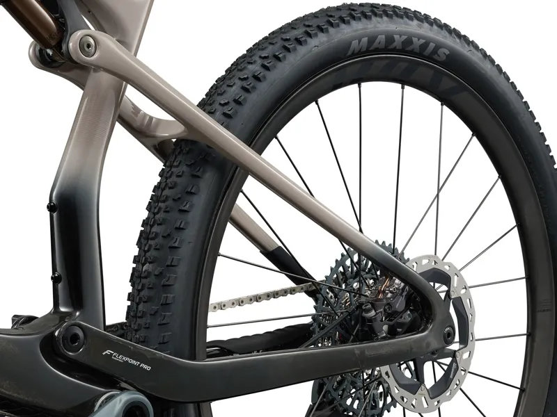 2026 Liv Pique X Advanced SL 1 Mountain Bike in Dune Beige-6